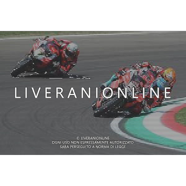 SUPERBIKE IMOLA 2018 MARCO MELANADRI E CHAZ DAVIES ALLA CURVA TOSA FOTO GIANNI SANNA-AG ALDO LIVERANI SAS