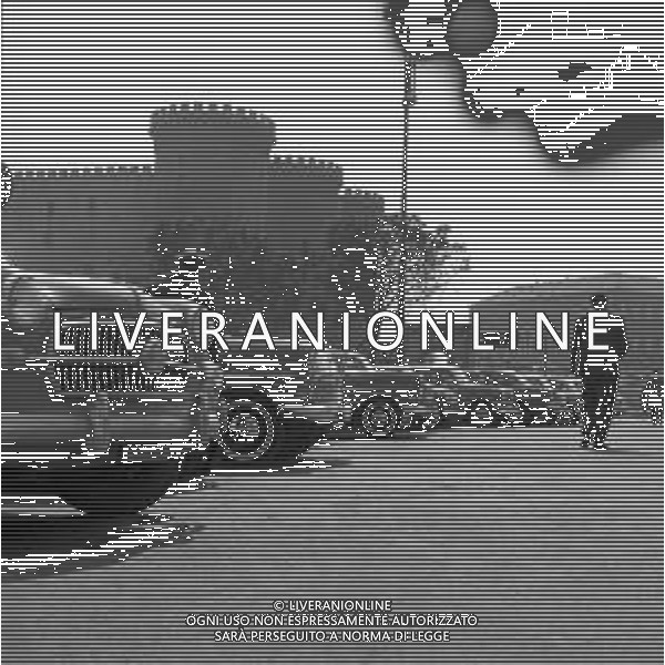 TRAFFICO, AUTOMOBILI E PEDONI NEL CENTRO DELLA CITTA\' DI NAPOLI NEGLI ANNI \'60 - RETROSPETTIVA ©ARCHIVIO / AGENZIA ALDO LIVERANI SAS