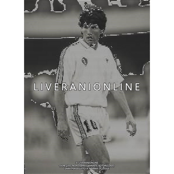 RETROSPETTIVA VINCENZO SCIFO CALCIATORE MONDIALI ITALIA 90 NELLA FOTO VINCENZO SCIFO CON LA MAGLIA DELLA NAZIONALE DEL BELGIO AG ALDO LIVERANI SAS
