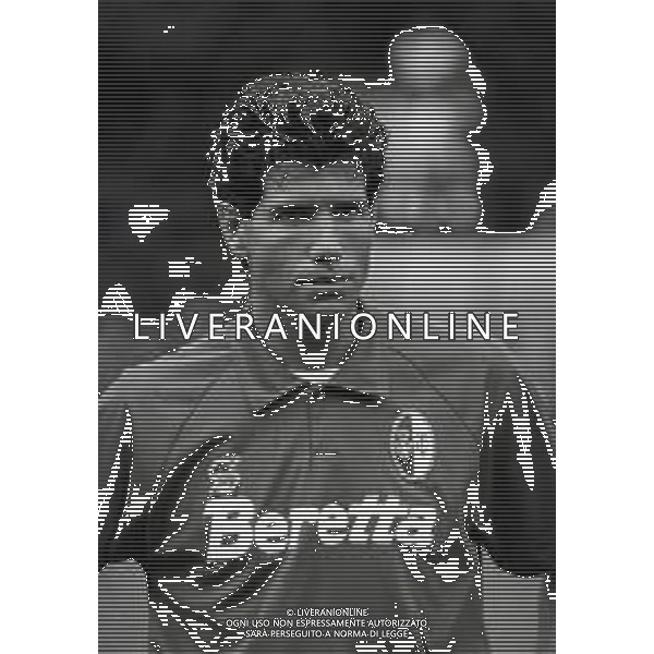 RETROSPETTIVA VINCENZO SCIFO CALCIATORE 1992-93 NELLA FOTO VINCENZO SCIFO CON LA MAGLIA DEL TORINO AG ALDO LIVERANI SAS