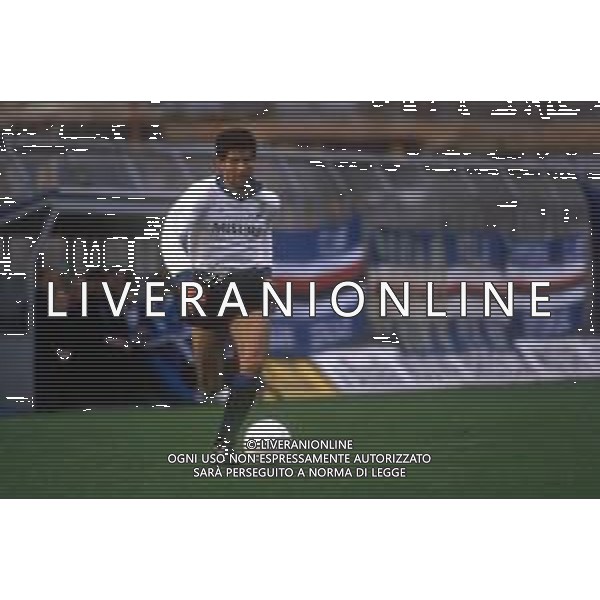 RETROSPETTIVA VINCENZO SCIFO CALCIATORE NELLA FOTO VINCENZO SCIFO CON LA MAGLIA DELL\'INTER AG ALDO LIVERANI SAS