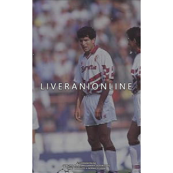 RETROSPETTIVA VINCENZO SCIFO CALCIATORE NELLA FOTO VINCENZO SCIFO CON LA MAGLIA DEL TORINO AG ALDO LIVERANI SAS