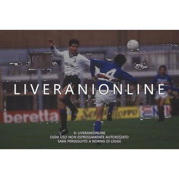 RETROSPETTIVA VINCENZO SCIFO CALCIATORE NELLA FOTO VINCENZO SCIFO CON LA MAGLIA DELL\'INTER AG ALDO LIVERANI SAS