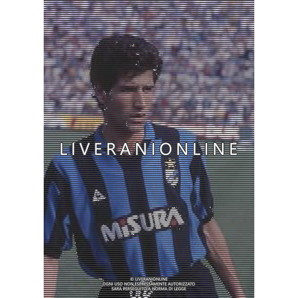 RETROSPETTIVA VINCENZO SCIFO CALCIATORE NELLA FOTO VINCENZO SCIFO CON LA MAGLIA DELL\'INTER AG ALDO LIVERANI SAS