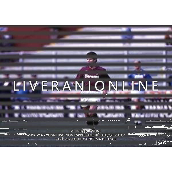 RETROSPETTIVA VINCENZO SCIFO CALCIATORE NELLA FOTO VINCENZO SCIFO CON LA MAGLIA DEL TORINO AG ALDO LIVERANI SAS