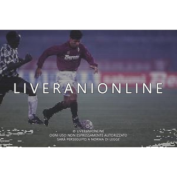 RETROSPETTIVA VINCENZO SCIFO CALCIATORE NELLA FOTO VINCENZO SCIFO CON LA MAGLIA DEL TORINO AG ALDO LIVERANI SAS