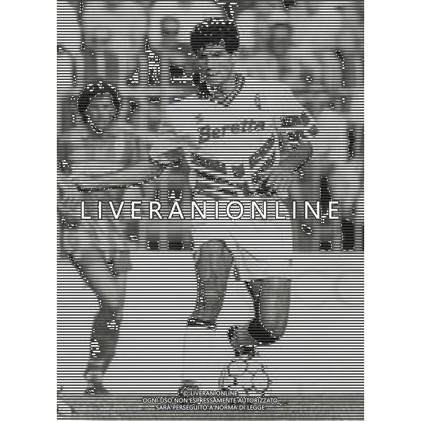 RETROSPETTIVA VINCENZO SCIFO CALCIATORE NELLA FOTO VINCENZO SCIFO CON LA MAGLIA DEL TORINO AG ALDO LIVERANI SAS