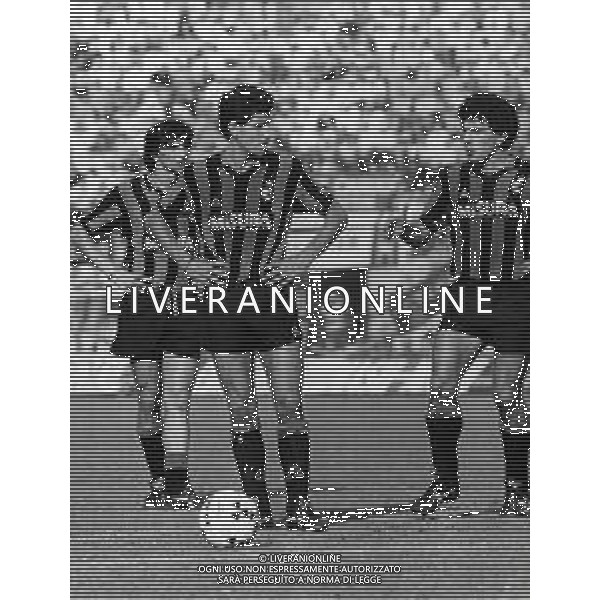 RETROSPETTIVA VINCENZO SCIFO CALCIATORE NELLA FOTO VINCENZO SCIFO CON LA MAGLIA DELL\'INTER AG ALDO LIVERANI SAS