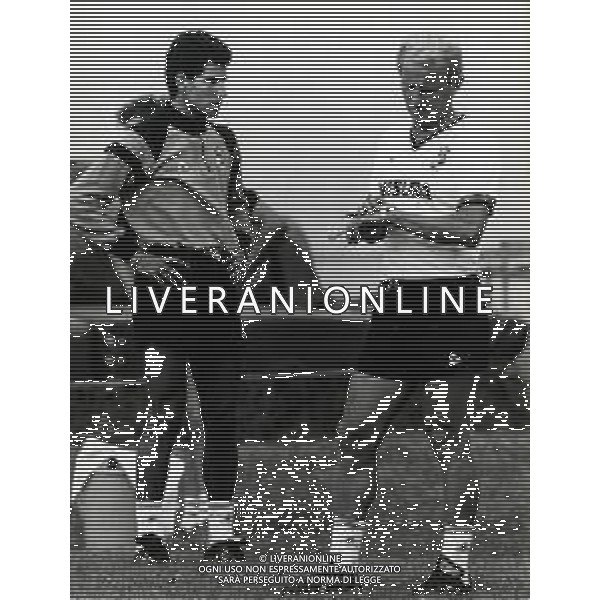 RETROSPETTIVA VINCENZO SCIFO CALCIATORE NELLA FOTO VINCENZO SCIFO CON LA MAGLIA DELL\'INTER CON GIOVANNI TRAPATTONI AG ALDO LIVERANI SAS