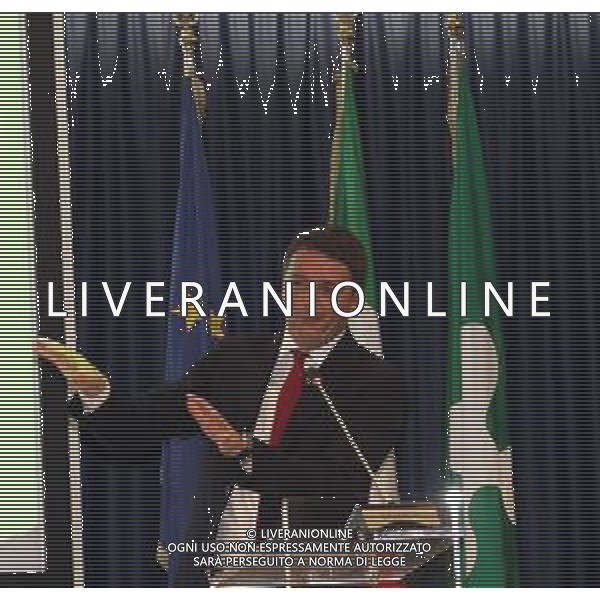 Milano, ( MI ) 25/11/2016 Palazzo Lombardia, firma per il Patto per la Lombardia Nella foto: Matteo Renzi Presidente del Consiglio dei Ministri PH Lauro Montagnini *** Local Caption *** / AGENZIA ALDO LIVERANI SAS