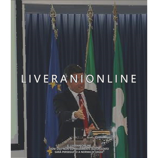 Milano, ( MI ) 25/11/2016 Palazzo Lombardia, firma per il Patto per la Lombardia Nella foto: Matteo Renzi Presidente del Consiglio dei Ministri PH Lauro Montagnini *** Local Caption *** / AGENZIA ALDO LIVERANI SAS