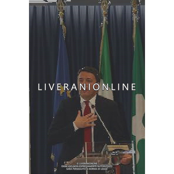 Milano, ( MI ) 25/11/2016 Palazzo Lombardia, firma per il Patto per la Lombardia Nella foto: Matteo Renzi Presidente del Consiglio dei Ministri PH Lauro Montagnini *** Local Caption *** / AGENZIA ALDO LIVERANI SAS