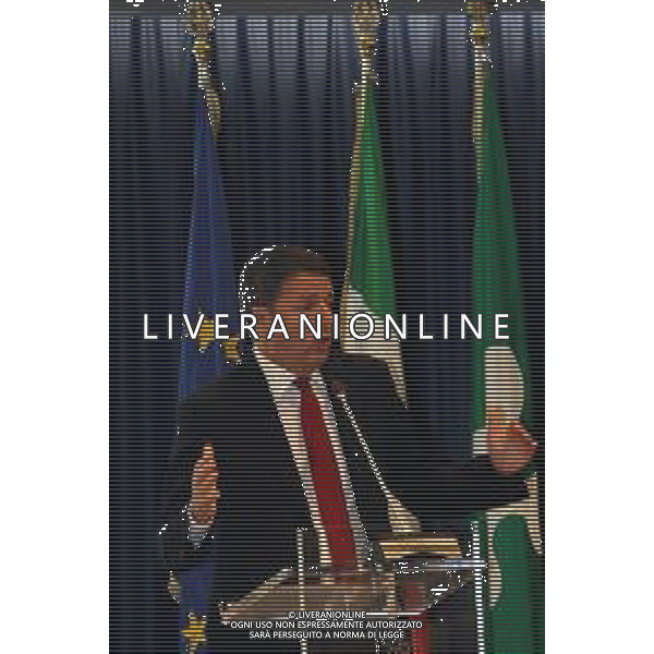 Milano, ( MI ) 25/11/2016 Palazzo Lombardia, firma per il Patto per la Lombardia Nella foto: Matteo Renzi Presidente del Consiglio dei Ministri PH Lauro Montagnini *** Local Caption *** / AGENZIA ALDO LIVERANI SAS