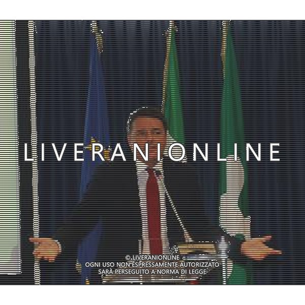 Milano, ( MI ) 25/11/2016 Palazzo Lombardia, firma per il Patto per la Lombardia Nella foto: Matteo Renzi Presidente del Consiglio dei Ministri PH Lauro Montagnini *** Local Caption *** / AGENZIA ALDO LIVERANI SAS