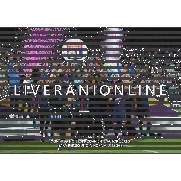 UEFA Woman\'s Champions League 2017/2018 Finale Kiev (Ucraina) - 24.05.2018 Wolfsburg-Olympique Lione Nella Foto:Wendie Renard insieme alle giocatrici del Lione alza la coppa /Ph.Vitez-Ag. Aldo Liverani