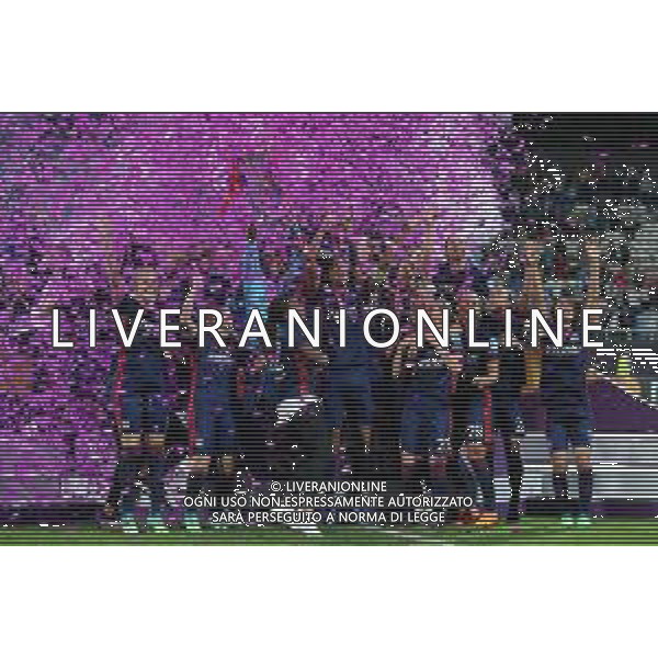 UEFA Woman\'s Champions League 2017/2018 Finale Kiev (Ucraina) - 24.05.2018 Wolfsburg-Olympique Lione Nella Foto:Wendie Renard insieme alle giocatrici del Lione alza la coppa /Ph.Vitez-Ag. Aldo Liverani