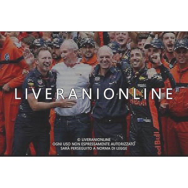 (L to R): Christian Horner (GBR) Red Bull Racing Team Principal celebrates in parc ferme with Dr Helmut Marko (AUT) Red Bull Motorsport Consultant; Adrian Newey (GBR) Red Bull Racing Chief Technical Officer; and race winner Daniel Ricciardo (AUS) Red Bull Racing. 27.05.2018. Formula 1 World Championship, Rd 6, Monaco Grand Prix, Monte Carlo, Monaco, Race Day. / AGENZIA ALDO LIVERANI SAS - ITALY ONLY EDITORIAL USE ONLY - F1 Gp Monaco Gara Montecarlo 27.05.2018