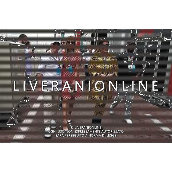 (L to R): Tommy Hilfiger (USA), Dee Hilfiger (USA), Kris Jenner (USA) and Corey Gamble (USA). 27.05.2018. Formula 1 World Championship, Rd 6, Monaco Grand Prix, Monte Carlo, Monaco, Race Day. / AGENZIA ALDO LIVERANI SAS - ITALY ONLY EDITORIAL USE ONLY - Formula 1 World Championship, Rd 6, Monaco Grand Prix, Monte Carlo, Monaco 2018