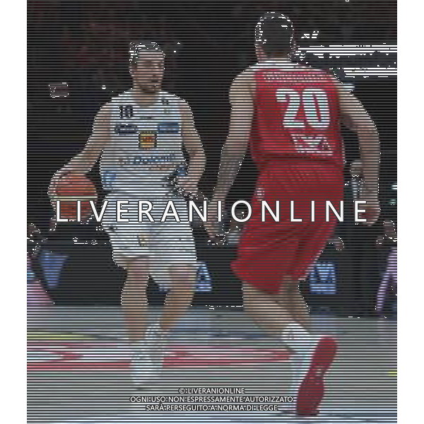 LBA Lega Basket Serie A 2017/2018 Playoff Finale Gara 2 Milano - 07.06.2018 EA7 Emporio Armani-Dolomiti Energia Trentino Nella Foto:Forray Toto - Andrea Cinciarini /Ph.Vitez-Ag. Aldo Liverani