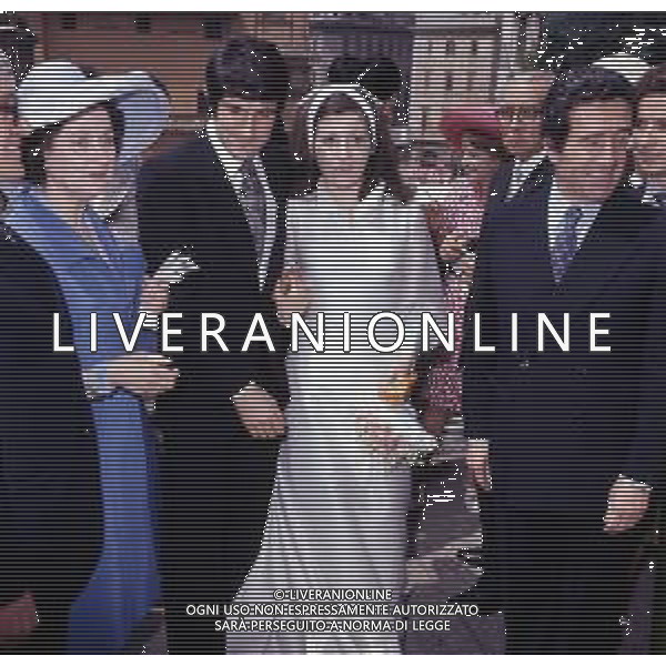 RETROSPETTIVA SERGIO SANTARINI CALCIATORE E ALLENATORE NELLA FOTO SERGIO SANTARINI CON LA MOGLIE IL GIORNO DEL SUO MATRIMONIO CON HELENIO HERRERA AG ALDO LIVERANI SAS