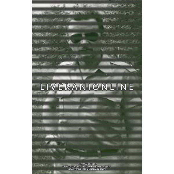 Stefano Delle Chiaie, vero cognome Delle Chiaje, è un politico italiano. Noto esponente della destra radicale e della destra spiritualista in seno al Movimento Sociale Italiano, poi fondatore di Avanguardia Nazionale. NELLA FOTO STEFANO DELLE CHIAIE 1983 AG ALDO LIVERANI SAS
