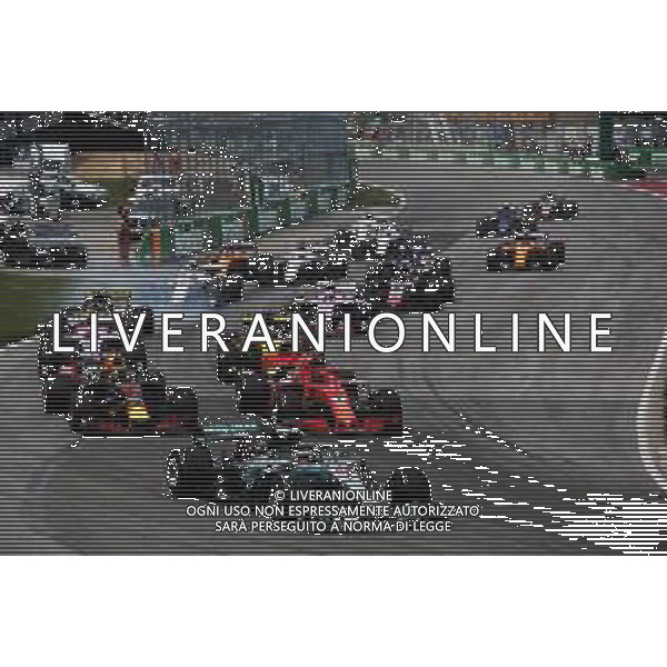 Lewis Hamilton (GBR) Mercedes AMG F1 W09 at the start of the race. 10.06.2018. Formula 1 World Championship, Rd 7, Canadian Grand Prix, Montreal, Canada, Race Day. AG ALDO LIVERANI SAS-ONLY ITALY