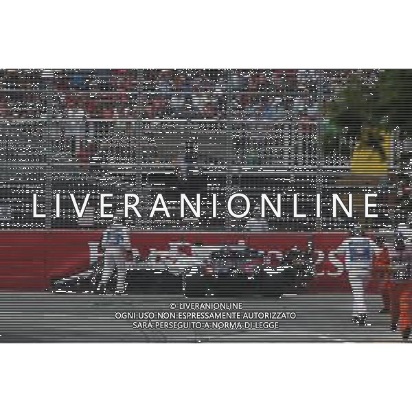 Lance Stroll (CDN) Williams FW41 and Brendon Hartley (NZL) Scuderia Toro Rosso STR13 crashed at the start of the race. 10.06.2018. Formula 1 World Championship, Rd 7, Canadian Grand Prix, Montreal, Canada, Race Day. AG ALDO LIVERANI SAS-ONLY ITALY