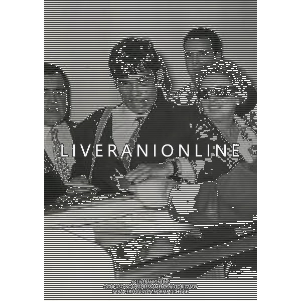 RETROSPETTIVA NESTOR COMBIN CALCIATORE NELLA FOTO NESTOR COMBIN AG ALDO LIVERANI SAS 