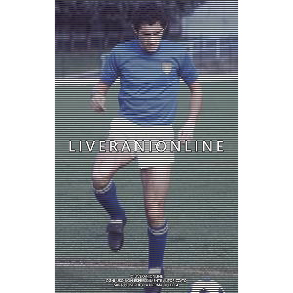 RETROSPETTIVA SALA PATRIZIO CALCIATORE NELLA FOTO PATRIZIO SALA CON LA MAGLIA DELLA NAZIONALE ITALIANA AG ALDO LIVERANI SAS