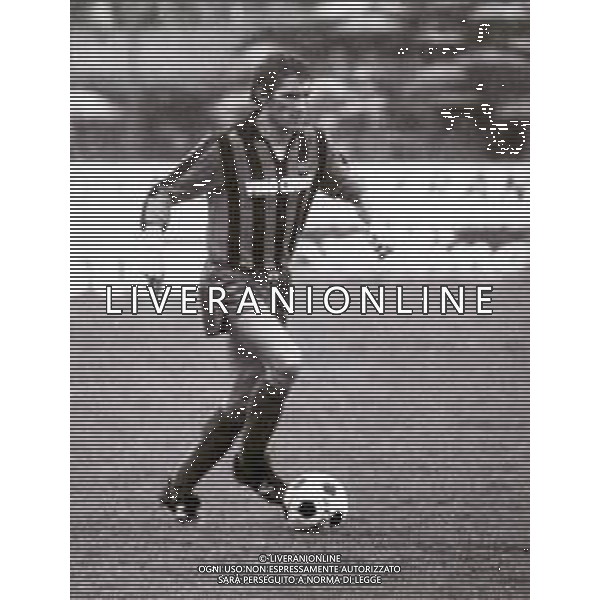 RETROSPETTIVA SALA PATRIZIO CALCIATORE NELLA FOTO PATRIZIO SALA CON LA MAGLIA DEL PISA AG ALDO LIVERANI SAS