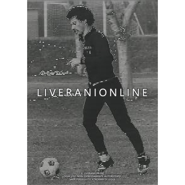RETROSPETTIVA SALI RENATO CALCIATORE NELLA FOTO SALI RENATO IN ALLENAMENTO AL BOLOGNA AG ALDO LIVERANI SAS