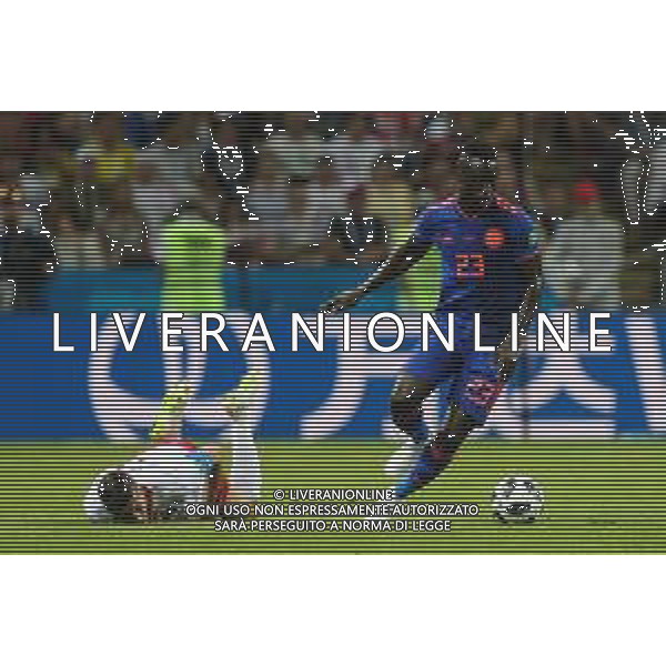 2018.06.24, Kazan , Polska - Kolumbia , nz Robert Lewandowski (POL) Davinson Sanchez (COL) fot. Tomasz Jastrzebowski / Foto Olimpik ----------- 2018.06.24, Kazan, Poland - Colombia , nz Robert Lewandowski (POL) Davinson Sanchez (COL) fot. Tomasz Jastrzebowski / Foto Olimpik / NEWSPIX.PL --- Newspix.pl AG ALDO LIVERANI SAS-ONLY ITALY