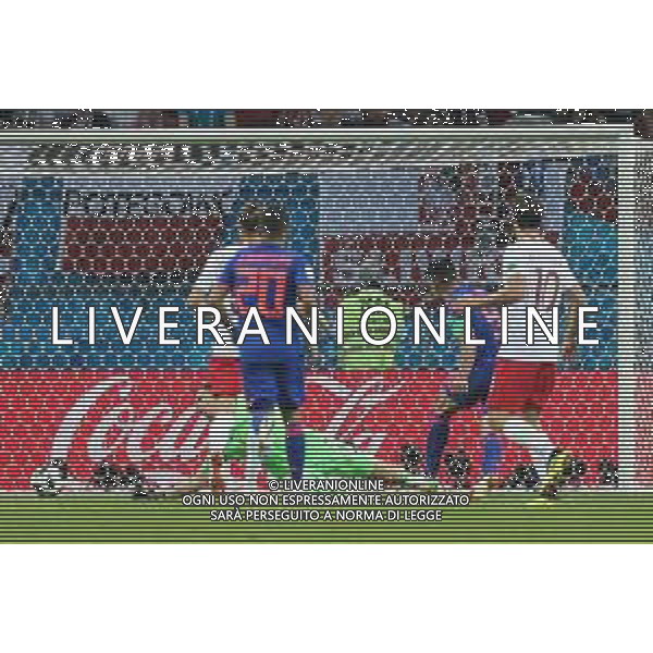 2018.06.24, Kazan , Polska - Kolumbia ,Fifa World Cup Russia 2018 Mistrzostwa swiata w pilce noznej nz Radamel Falcao (COL) gol bramka Wojciech Szczesny (POL) fot. Tomasz Jastrzebowski / Foto Olimpik ----------- 2018.06.24, Kazan, Poland - Colombia ,Fifa World Cup Russia 2018 , nz Radamel Falcao (COL) gol bramka Wojciech Szczesny (POL) fot. Tomasz Jastrzebowski / Foto Olimpik / NEWSPIX.PL --- Newspix.pl AG ALDO LIVERANI SAS ONLY ITALY