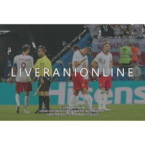 2018.06.24, Kazan , Polska - Kolumbia ,Fifa World Cup Russia 2018 Mistrzostwa swiata w pilce noznej nz Robert Lewandowski (POL) Kamil Glik (POL) Jan Bednarek (POL) smutek po meczu fot. Tomasz Jastrzebowski / Foto Olimpik ----------- 2018.06.24, Kazan, Poland - Colombia ,Fifa World Cup Russia 2018 , nz Robert Lewandowski (POL) Kamil Glik (POL) Jan Bednarek (POL) smutek po meczu fot. Tomasz Jastrzebowski / Foto Olimpik / NEWSPIX.PL --- Newspix.pl AG ALDO LIVERANI SAS ONLY ITALY