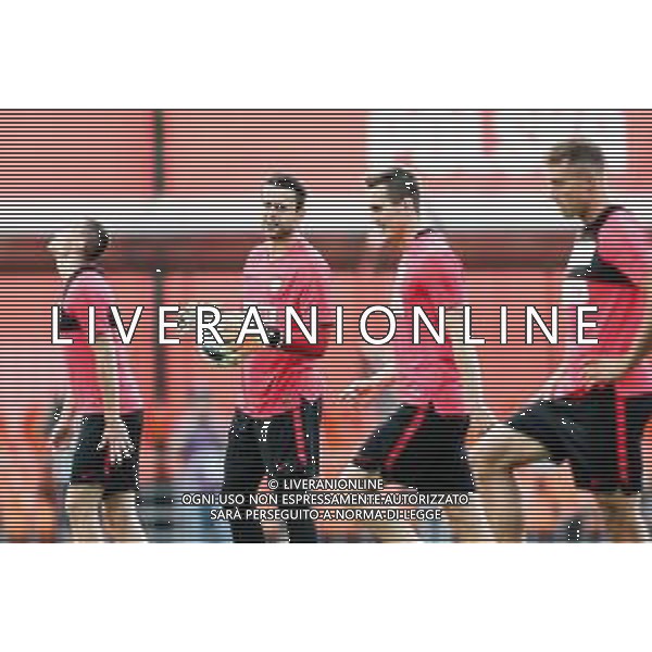 25.06.2018 SOCZI (SOCHI), ROSJA (RUSSIA) PILKA NOZNA (FOOTBALL) MISTRZOSTWA SWIATA ROSJA 2018 FIFA WORLD CUP RUSSIA 2018 TRENING WYROWNAWCZY REPREZENTACJI POLSKI PO MECZU Z KOLUMBIA NZ LUKASZ FABIANSKI, ARKADIUSZ MILIK FOTO LUKASZ GROCHALA/CYFRASPORT / NEWSPIX.PL --- Newspix.pl Polish national team training in Sochi, part of the players training on the pitch, those who played with Colombia are training in the hotel, by the pool POLAND OUT!!! AG ALDO LIVERANI SAS-ONLY ITALY