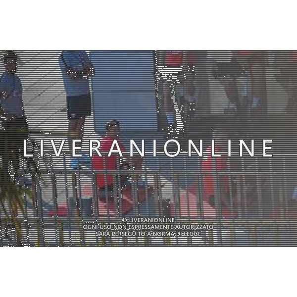 !!! EXCLUSIVE PHOTOS!!! !!! UWAGA ZDJECIA PAPARAZZI !!! BRAK ZGODY NA PUBLIKACJE WIZERUNKU !!! KADROWICZE PO PRZEGRANYM DRUGIM MECZU NA MUNDIALU RELAKSUJA SIE NA BASENIE. ZADOWOLENI USMIECHNIECI ZRELAKSOWANI WYCHODZA NA TRENING. WIEKSZOSC ZAWODNIKOW WYCHODZI Z TELEFONAMI NA TRENING. PRAWIE WSZYSCY SMIEJA SIE I SZUKAJA MIEJSCA SKAD SA ROBIONE IM ZDJECIA. JEDYNA PRZEJETA OSOBA JEST MICHAL PAZDAN KTORY CALY CZAS TRENINGU RZETELNIE PRACOWAL W SKUPIENIU I ZOSTAL JAKO OSTATNI Z DRUZYNY. MUNDIAL 2018 25.06.2018 SOCHI TOBIASZ/NEWSPIX --- Newspix.pl NZ ROBERT LEWANDOWSKI Polish national team training in Sochi, part of the players training on the pitch, those who played with Colombia are training in the hotel, by the pool POLAND OUT!!! AG ALDO LIVERANI SAS-ONLY ITALY