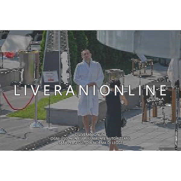 !!! EXCLUSIVE PHOTOS!!! !!! UWAGA ZDJECIA PAPARAZZI !!! BRAK ZGODY NA PUBLIKACJE WIZERUNKU !!! KADROWICZE PO PRZEGRANYM DRUGIM MECZU NA MUNDIALU RELAKSUJA SIE NA BASENIE. ZADOWOLENI USMIECHNIECI ZRELAKSOWANI WYCHODZA NA TRENING. WIEKSZOSC ZAWODNIKOW WYCHODZI Z TELEFONAMI NA TRENING. PRAWIE WSZYSCY SMIEJA SIE I SZUKAJA MIEJSCA SKAD SA ROBIONE IM ZDJECIA. JEDYNA PRZEJETA OSOBA JEST MICHAL PAZDAN KTORY CALY CZAS TRENINGU RZETELNIE PRACOWAL W SKUPIENIU I ZOSTAL JAKO OSTATNI Z DRUZYNY. N/Z artur JEDRZEJCZYK MUNDIAL 2018 25.06.2018 SOCHI TOBIASZ/NEWSPIX --- Newspix.pl Polish national team training in Sochi, part of the players training on the pitch, those who played with Colombia are training in the hotel, by the pool POLAND OUT!!! AG ALDO LIVERANI SAS-ONLY ITALY