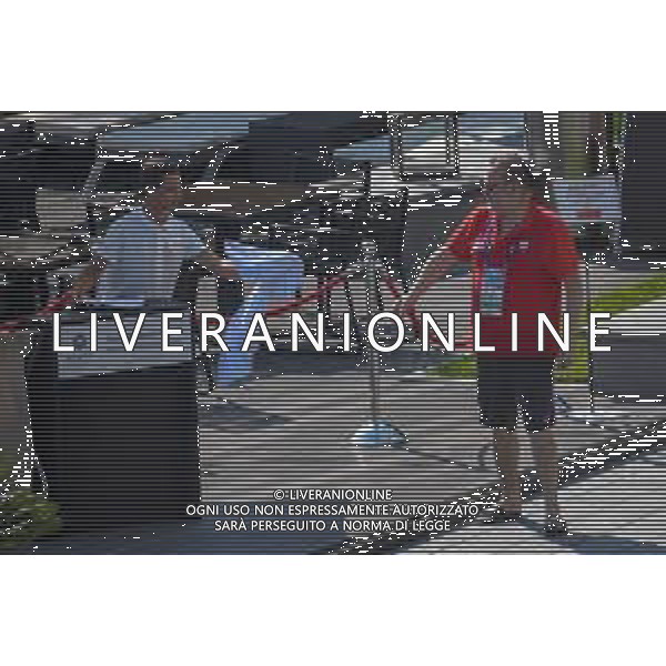 !!! EXCLUSIVE PHOTOS!!! !!! UWAGA ZDJECIA PAPARAZZI !!! BRAK ZGODY NA PUBLIKACJE WIZERUNKU !!! KADROWICZE PO PRZEGRANYM DRUGIM MECZU NA MUNDIALU RELAKSUJA SIE NA BASENIE. ZADOWOLENI USMIECHNIECI ZRELAKSOWANI WYCHODZA NA TRENING. WIEKSZOSC ZAWODNIKOW WYCHODZI Z TELEFONAMI NA TRENING. PRAWIE WSZYSCY SMIEJA SIE I SZUKAJA MIEJSCA SKAD SA ROBIONE IM ZDJECIA. JEDYNA PRZEJETA OSOBA JEST MICHAL PAZDAN KTORY CALY CZAS TRENINGU RZETELNIE PRACOWAL W SKUPIENIU I ZOSTAL JAKO OSTATNI Z DRUZYNY. MUNDIAL 2018 25.06.2018 SOCHI TOBIASZ/NEWSPIX --- Newspix.pl Polish national team training in Sochi, part of the players training on the pitch, those who played with Colombia are training in the hotel, by the pool POLAND OUT!!! AG ALDO LIVERANI SAS-ONLY ITALY