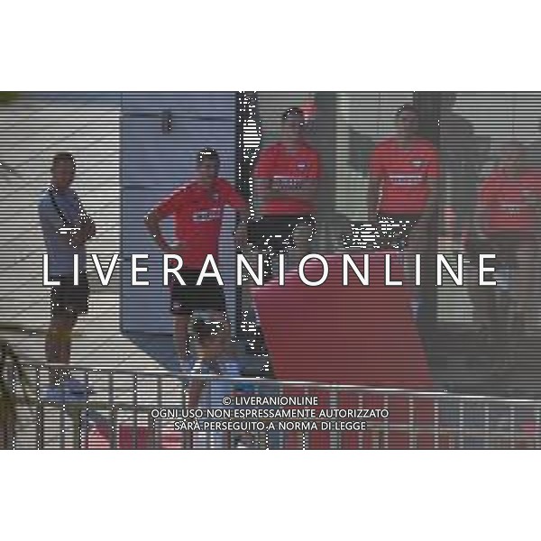 !!! EXCLUSIVE PHOTOS!!! !!! UWAGA ZDJECIA PAPARAZZI !!! BRAK ZGODY NA PUBLIKACJE WIZERUNKU !!! KADROWICZE PO PRZEGRANYM DRUGIM MECZU NA MUNDIALU RELAKSUJA SIE NA BASENIE. ZADOWOLENI USMIECHNIECI ZRELAKSOWANI WYCHODZA NA TRENING. WIEKSZOSC ZAWODNIKOW WYCHODZI Z TELEFONAMI NA TRENING. PRAWIE WSZYSCY SMIEJA SIE I SZUKAJA MIEJSCA SKAD SA ROBIONE IM ZDJECIA. JEDYNA PRZEJETA OSOBA JEST MICHAL PAZDAN KTORY CALY CZAS TRENINGU RZETELNIE PRACOWAL W SKUPIENIU I ZOSTAL JAKO OSTATNI Z DRUZYNY. MUNDIAL 2018 25.06.2018 SOCHI TOBIASZ/NEWSPIX --- Newspix.pl NZ robert lewandowski piotr zielinski i jan BEDNAREK Polish national team training in Sochi, part of the players training on the pitch, those who played with Colombia are training in the hotel, by the pool POLAND OUT!!! AG ALDO LIVERANI SAS-ONLY ITALY