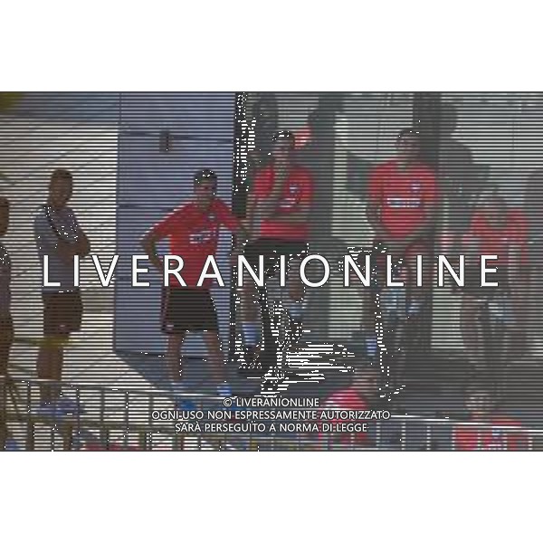 !!! EXCLUSIVE PHOTOS!!! !!! UWAGA ZDJECIA PAPARAZZI !!! BRAK ZGODY NA PUBLIKACJE WIZERUNKU !!! KADROWICZE PO PRZEGRANYM DRUGIM MECZU NA MUNDIALU RELAKSUJA SIE NA BASENIE. ZADOWOLENI USMIECHNIECI ZRELAKSOWANI WYCHODZA NA TRENING. WIEKSZOSC ZAWODNIKOW WYCHODZI Z TELEFONAMI NA TRENING. PRAWIE WSZYSCY SMIEJA SIE I SZUKAJA MIEJSCA SKAD SA ROBIONE IM ZDJECIA. JEDYNA PRZEJETA OSOBA JEST MICHAL PAZDAN KTORY CALY CZAS TRENINGU RZETELNIE PRACOWAL W SKUPIENIU I ZOSTAL JAKO OSTATNI Z DRUZYNY. MUNDIAL 2018 25.06.2018 SOCHI TOBIASZ/NEWSPIX --- Newspix.pl NZ robert lewandowski piotr zielinski i jan BEDNAREK Polish national team training in Sochi, part of the players training on the pitch, those who played with Colombia are training in the hotel, by the pool POLAND OUT!!! AG ALDO LIVERANI SAS-ONLY ITALY