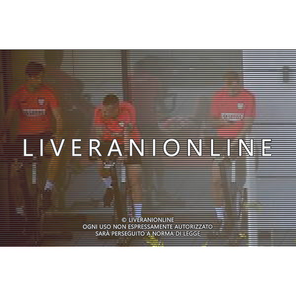 !!! EXCLUSIVE PHOTOS!!! !!! UWAGA ZDJECIA PAPARAZZI !!! BRAK ZGODY NA PUBLIKACJE WIZERUNKU !!! KADROWICZE PO PRZEGRANYM DRUGIM MECZU NA MUNDIALU RELAKSUJA SIE NA BASENIE. ZADOWOLENI USMIECHNIECI ZRELAKSOWANI WYCHODZA NA TRENING. WIEKSZOSC ZAWODNIKOW WYCHODZI Z TELEFONAMI NA TRENING. PRAWIE WSZYSCY SMIEJA SIE I SZUKAJA MIEJSCA SKAD SA ROBIONE IM ZDJECIA. JEDYNA PRZEJETA OSOBA JEST MICHAL PAZDAN KTORY CALY CZAS TRENINGU RZETELNIE PRACOWAL W SKUPIENIU I ZOSTAL JAKO OSTATNI Z DRUZYNY. MUNDIAL 2018 25.06.2018 SOCHI TOBIASZ/NEWSPIX --- Newspix.pl NZ GRZEGORZ KRYCHOWIAK I JACEK GORALSKI KAMIL GROSICKI Polish national team training in Sochi, part of the players training on the pitch, those who played with Colombia are training in the hotel, by the pool POLAND OUT!!! AG ALDO LIVERANI SAS-ONLY ITALY