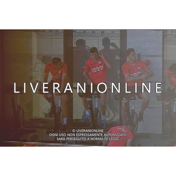 !!! EXCLUSIVE PHOTOS!!! !!! UWAGA ZDJECIA PAPARAZZI !!! BRAK ZGODY NA PUBLIKACJE WIZERUNKU !!! KADROWICZE PO PRZEGRANYM DRUGIM MECZU NA MUNDIALU RELAKSUJA SIE NA BASENIE. ZADOWOLENI USMIECHNIECI ZRELAKSOWANI WYCHODZA NA TRENING. WIEKSZOSC ZAWODNIKOW WYCHODZI Z TELEFONAMI NA TRENING. PRAWIE WSZYSCY SMIEJA SIE I SZUKAJA MIEJSCA SKAD SA ROBIONE IM ZDJECIA. JEDYNA PRZEJETA OSOBA JEST MICHAL PAZDAN KTORY CALY CZAS TRENINGU RZETELNIE PRACOWAL W SKUPIENIU I ZOSTAL JAKO OSTATNI Z DRUZYNY. MUNDIAL 2018 25.06.2018 SOCHI TOBIASZ/NEWSPIX --- Newspix.pl NZ JAN BEDNAREK ROBERT LEWANDOWSKI I WOJCIECH SZCZESNY Polish national team training in Sochi, part of the players training on the pitch, those who played with Colombia are training in the hotel, by the pool POLAND OUT!!! AG ALDO LIVERANI SAS-ONLY ITALY