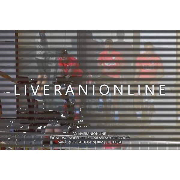 !!! EXCLUSIVE PHOTOS!!! !!! UWAGA ZDJECIA PAPARAZZI !!! BRAK ZGODY NA PUBLIKACJE WIZERUNKU !!! KADROWICZE PO PRZEGRANYM DRUGIM MECZU NA MUNDIALU RELAKSUJA SIE NA BASENIE. ZADOWOLENI USMIECHNIECI ZRELAKSOWANI WYCHODZA NA TRENING. WIEKSZOSC ZAWODNIKOW WYCHODZI Z TELEFONAMI NA TRENING. PRAWIE WSZYSCY SMIEJA SIE I SZUKAJA MIEJSCA SKAD SA ROBIONE IM ZDJECIA. JEDYNA PRZEJETA OSOBA JEST MICHAL PAZDAN KTORY CALY CZAS TRENINGU RZETELNIE PRACOWAL W SKUPIENIU I ZOSTAL JAKO OSTATNI Z DRUZYNY. MUNDIAL 2018 25.06.2018 SOCHI TOBIASZ/NEWSPIX --- Newspix.pl NZ LUKASZ PISZCZEK ROBERT LEWANDOWSKI LUKASZ TEODORCZYK Polish national team training in Sochi, part of the players training on the pitch, those who played with Colombia are training in the hotel, by the pool POLAND OUT!!! AG ALDO LIVERANI SAS-ONLY ITALY