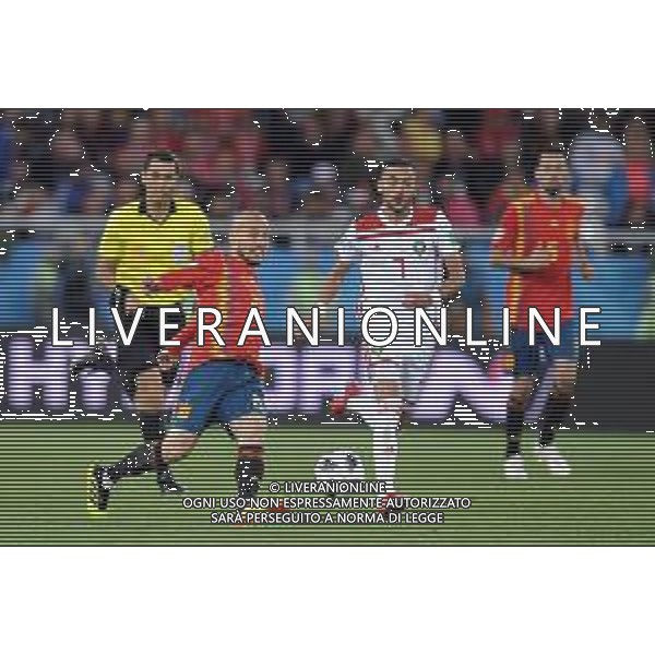 2018.06.25 Kaliningrad Pilka nozna Mistrzostwa Swiata w Rosji Rosja 2018 Hiszpania - Maroko N/z David Silva of Spain Hakim Ziyach of Morocco Foto Norbert Barczyk / PressFocus 2018.06.25 Kaliningrad Football 2018 FIFA World Cup in Russia Spain v Morocco Credit: Norbert Barczyk / PressFocus / NEWSPIX.PL --- Newspix.pl AG ALDO LIVERANI SAS-ONLY ITALY