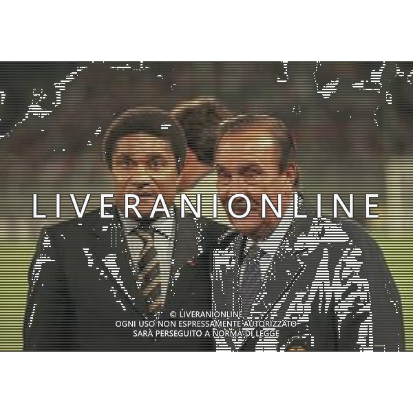 13-08-1999 TRIESTE-TROFEO NEREO ROCCO MILAN BENFICA NELLA FOTO EUSEBIO CON SILVANO RAMACCIONI AG ALDO LIVERANI SAS