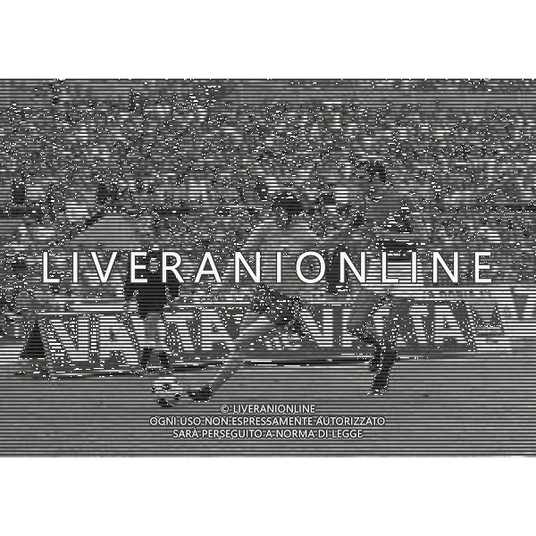 14-06-1973 TORINO-AMICHEVOLE ITALIA INGHILTERRA 2-0 NELLA FOTO AZIONE DI GIOCO CON GIACINTO FACCHETTI AG ALDO LIVERANI SAS
