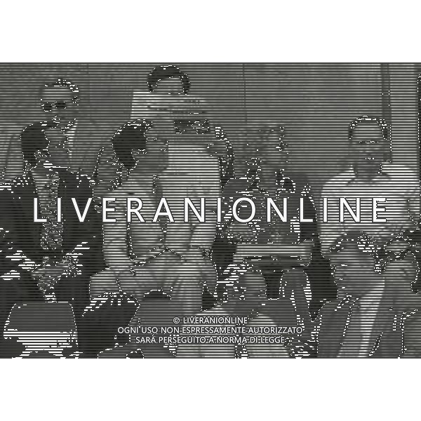 14-06-1973 TORINO-AMICHEVOLE ITALIA INGHILTERRA 2-0 NELLA FOTO FRANCO MANNI CON HELENIO HERRERA LADY RENATA FRAIZZOLI E SILVIO PIOLA AG ALDO LIVERANI SAS