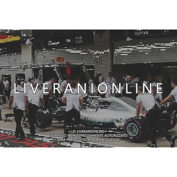 Lewis Hamilton (GBR) Mercedes AMG F1 W09 and Valtteri Bottas (FIN) Mercedes AMG F1 W09 in the pits. 30.06.2018. Formula 1 World Championship, Rd 9, Austrian Grand Prix, Spielberg, Austria, Qualifying Day. / AGENZIA ALDO LIVERANI SAS - ITALY ONLY EDITORIAL USE ONLY - F1 Gp Austria, Prove Ufficiali Qualifiche 30.06.2018