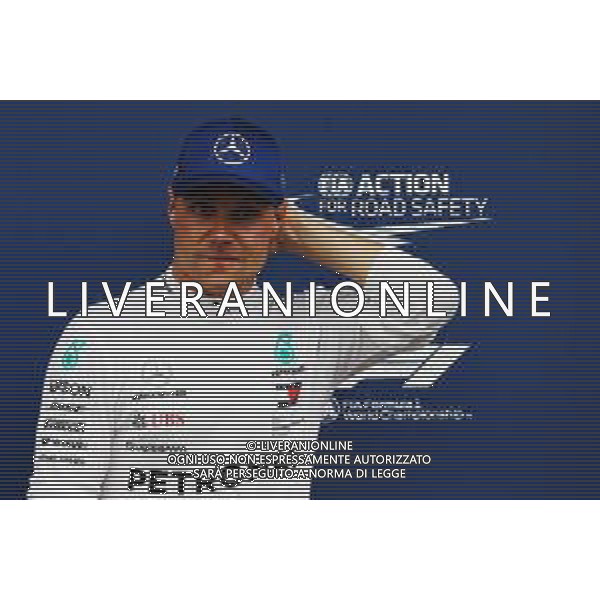 Pole sitter Valtteri Bottas (FIN) Mercedes AMG F1 in qualifying parc ferme. 30.06.2018. Formula 1 World Championship, Rd 9, Austrian Grand Prix, Spielberg, Austria, Qualifying Day. / AGENZIA ALDO LIVERANI SAS - ITALY ONLY EDITORIAL USE ONLY - F1 Gp Austria, Prove Ufficiali Qualifiche 30.06.2018
