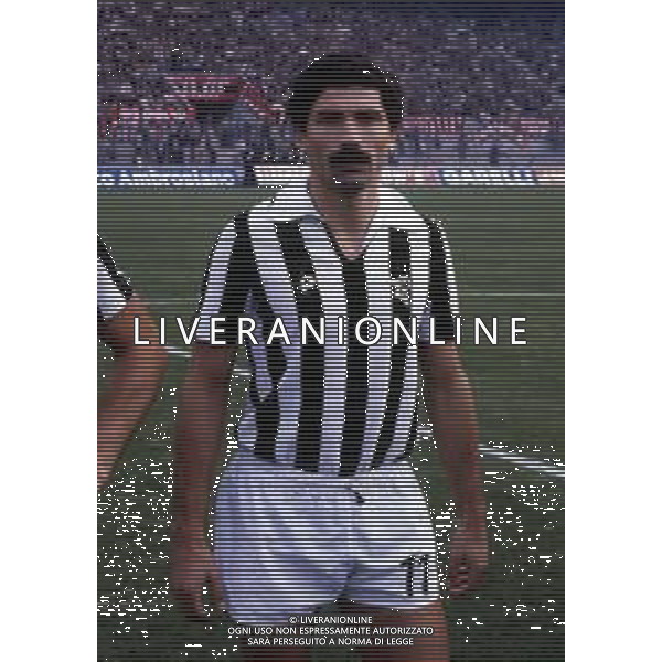 RETROSPETTIVA GIANFRANCO BELLOTTO CALCIATORE E ALLENATORE NELLA FOTO GIANFRANCO BELLOTTO CON LA MAGLIA DELL\'ASCOLI AG ALDO LIVERANI SAS